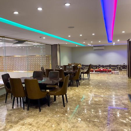 Landmark Hotel Suites 塔布克 外观 照片