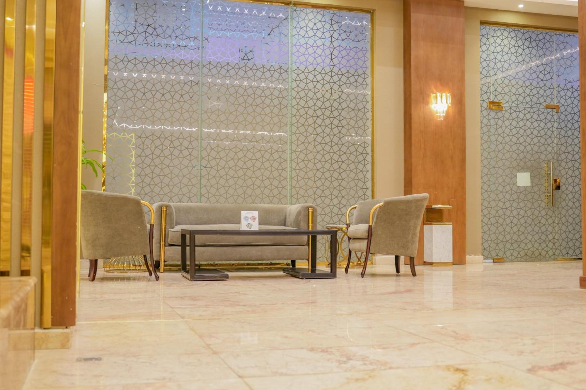Landmark Hotel Suites 塔布克 外观 照片